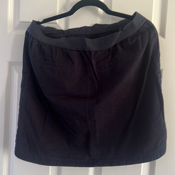 Navy blue skirt - Picture 2 of 2